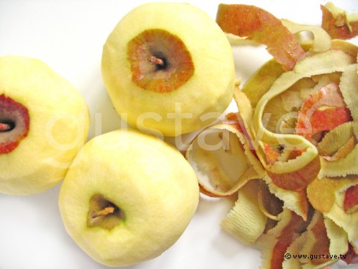 Préparation Tarte aux pommes alsacienne - étape 2