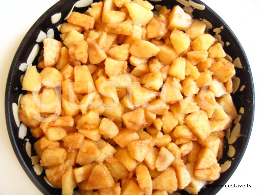 Préparation Gâteau aux pommes et aux amandes - étape 4