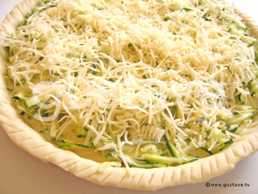 Préparation Quiche aux courgettes de Léontine - étape 7