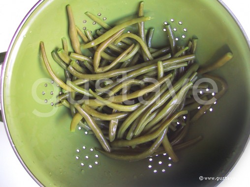 Préparation Salade de haricots verts aux petits oignons - étape 5