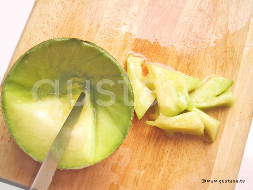 Préparation Salade de melon et crudités - étape 1