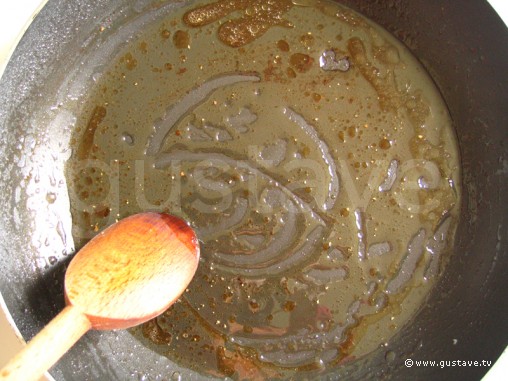 Préparation Salade de pissenlit au lard et aux oeufs - étape 6