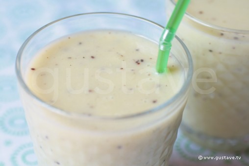 Smoothie banane kiwi orange