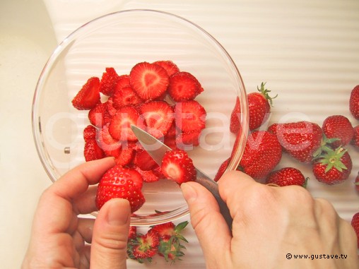 Préparation Soupe de fraises - étape 1