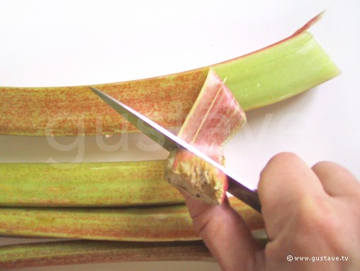 Préparation Tarte à la rhubarbe et à la crème vanillée - étape 5