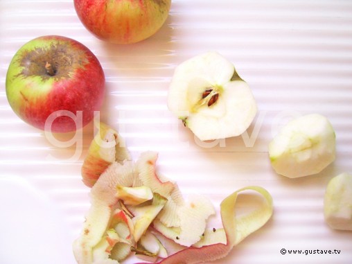 Préparation Tourte aux pommes et aux groseilles à maquereau - étape 2