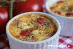 Clafoutis de tomates cerises au picodon et au thym