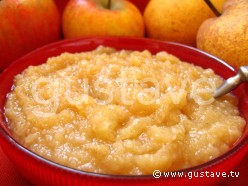 Compote de pommes et poires à la cannelle