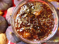 Confiture de figues violettes aux noix