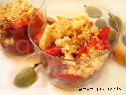 Crumble aux fraises et aux amandes