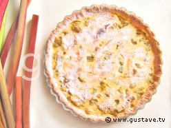 Tarte à la rhubarbe et à la crème vanillée