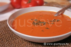 Velouté de tomate au basilic